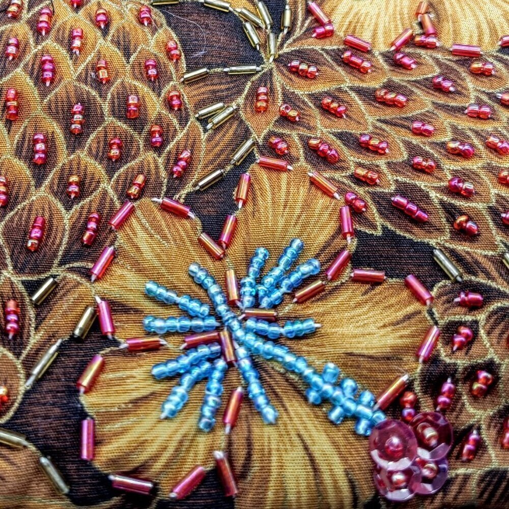 Vietnamese Cotton Beaded Cinnamon Pineapple Wood Handle Bag - Picture 2 of 6
